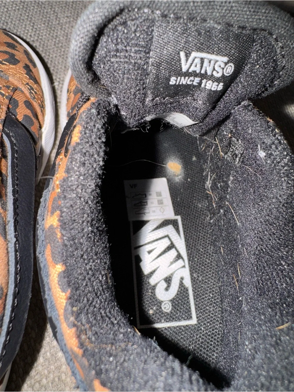 Vans Kids Leopard Print Low-Top Sneakers in Brown and Black